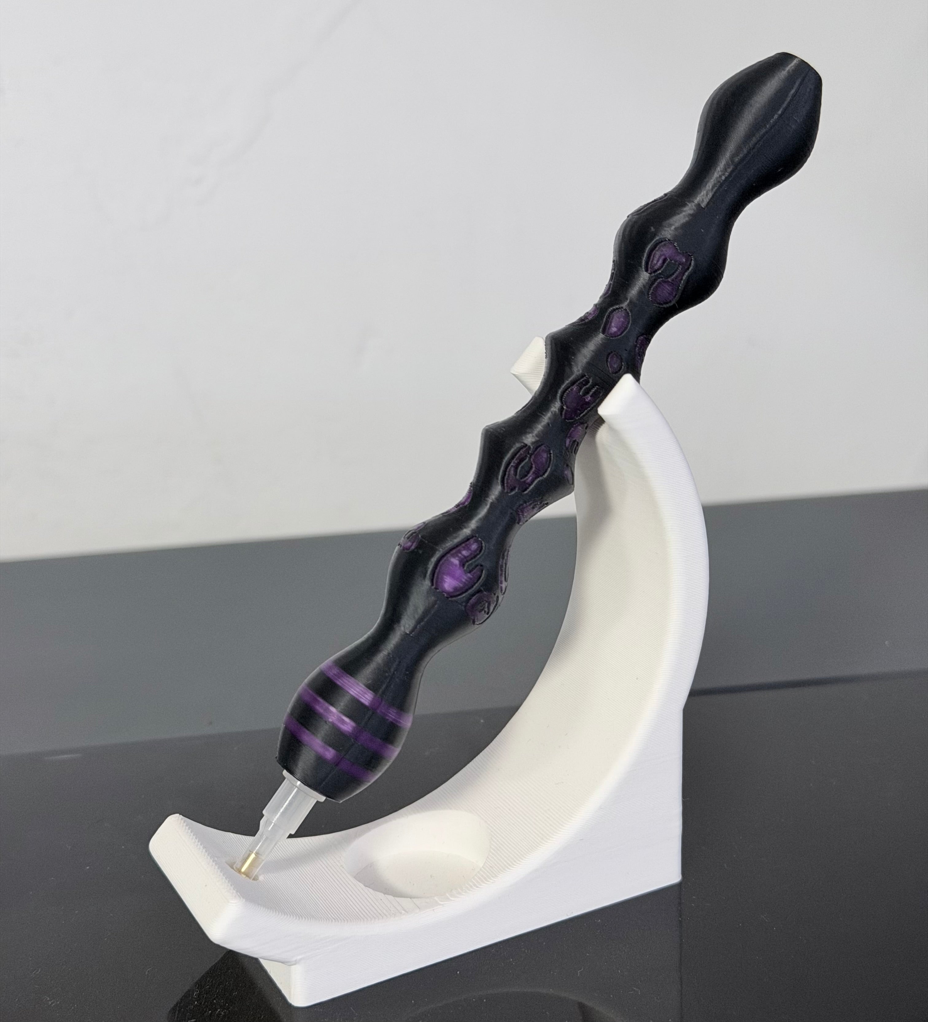 Glammy Pen Leo Edition