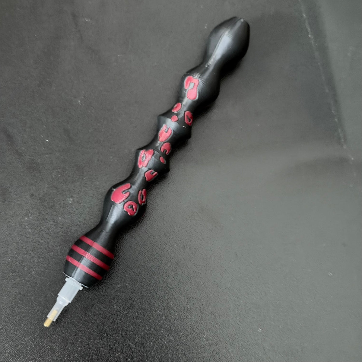 Glammy Pen Leo Edition