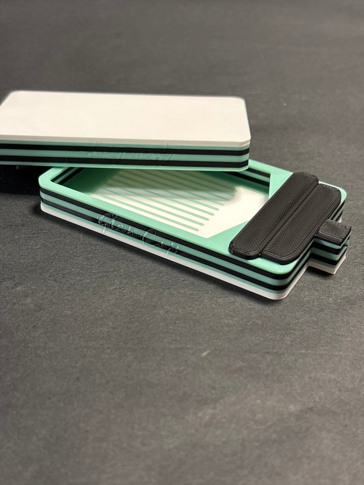 Baby GlammyFlow  – das Schiffchen ohne Stopper fürs Diamond Painting